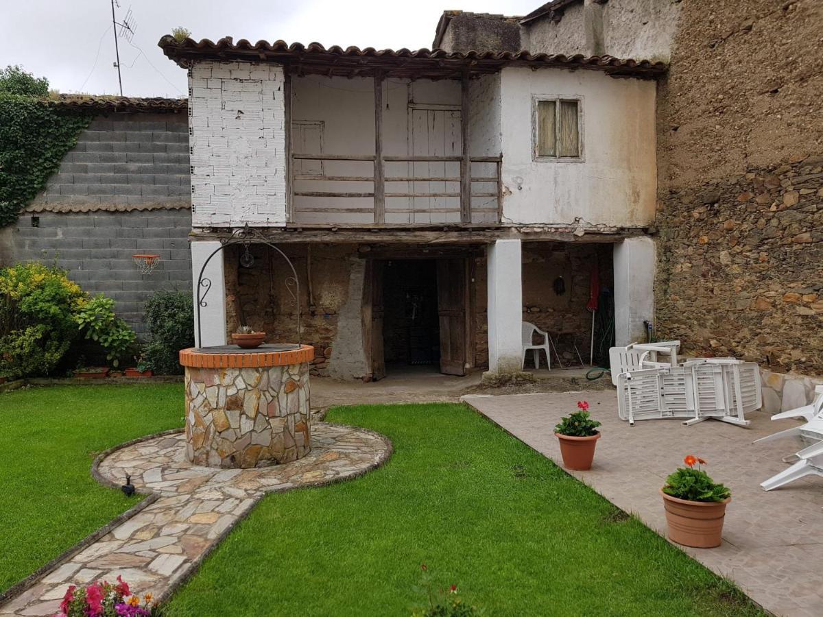 Mirador Del Castillo Monforte De Lemos Bagian luar foto